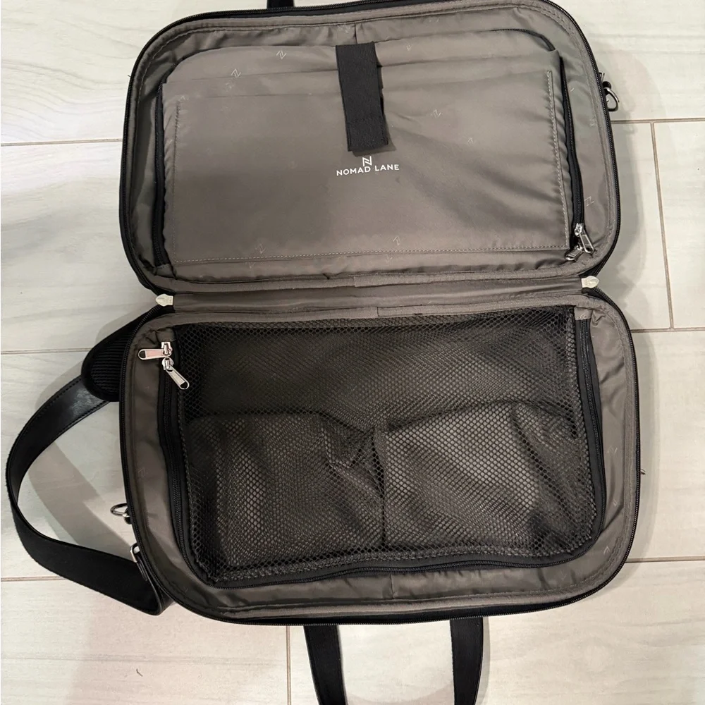Nomad Lane Carry-On Luggage Duffel Bag Black Like New